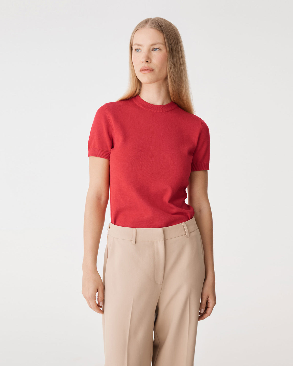 Catherine Short Sleeve Knit in scarlet — close-up view