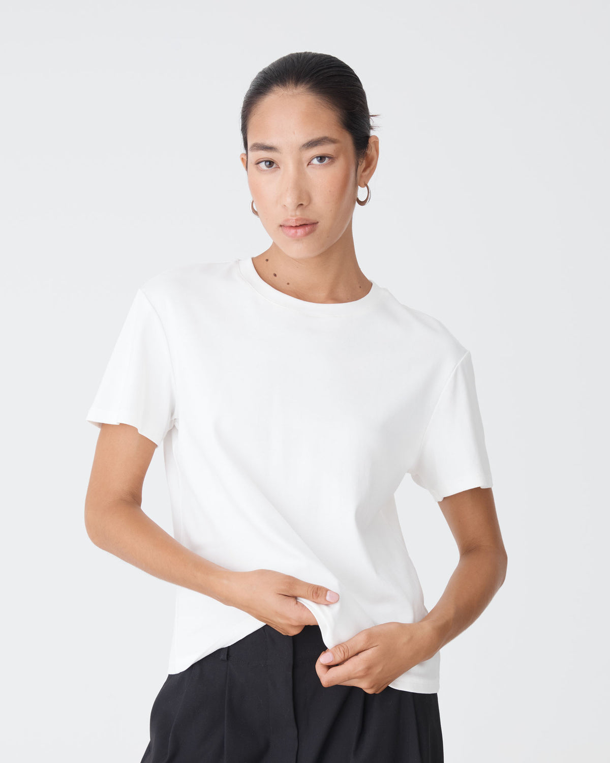 May Relaxed Cotton T-shirt in white — close-up view 2