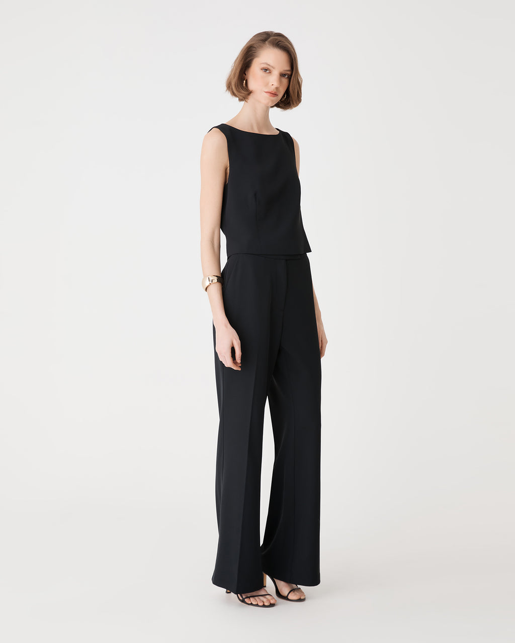 Chelsea Sleeveless Top in black — side view
