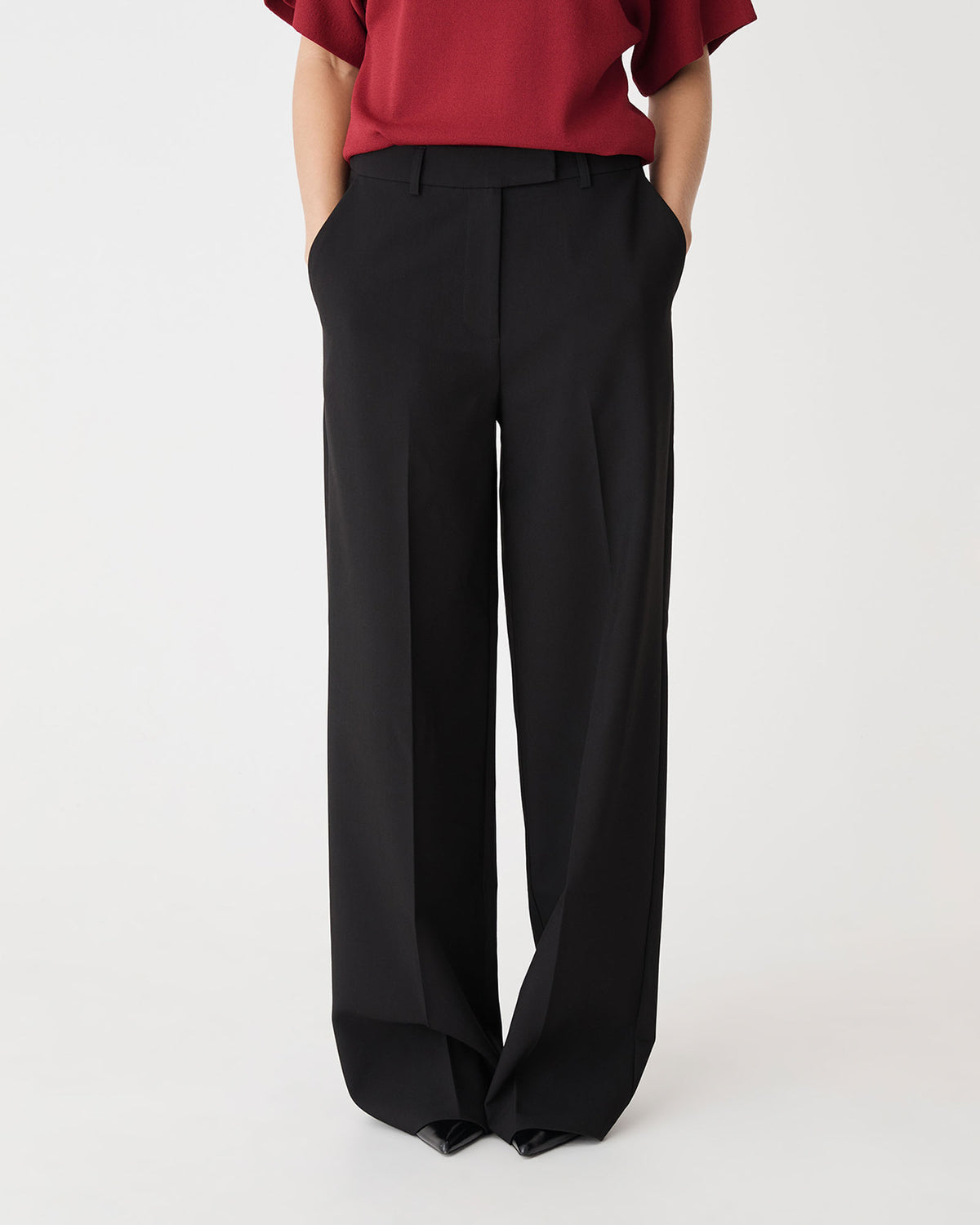 Jordan Straight Leg Pants in black — close-up view 2